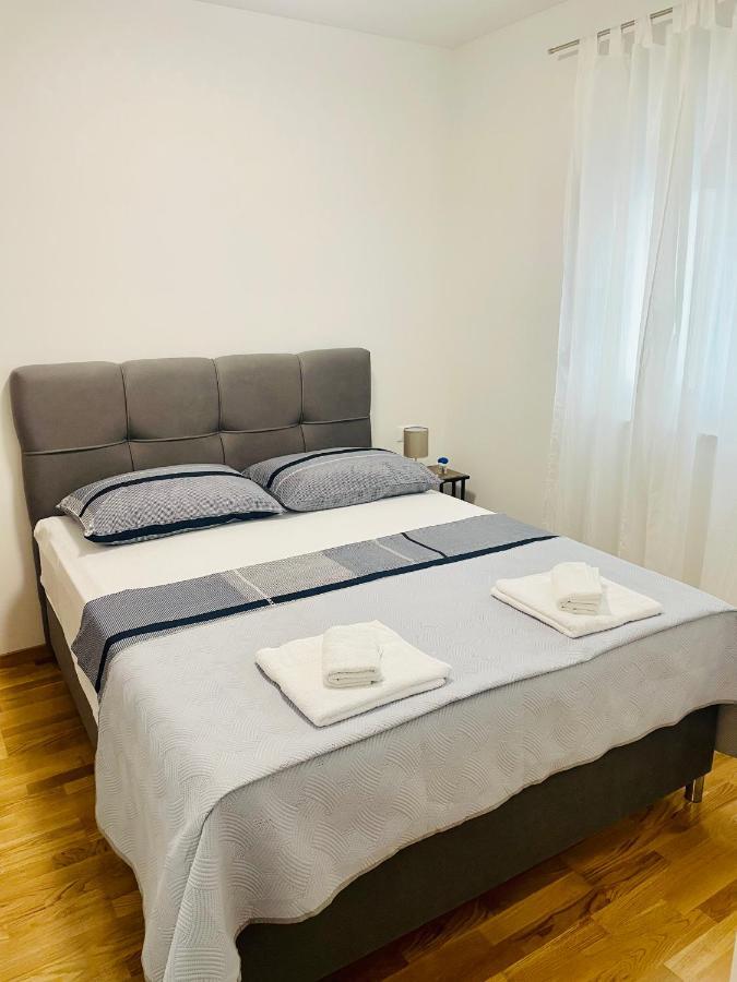 Apartment Diana Zara Parking Free Buitenkant foto